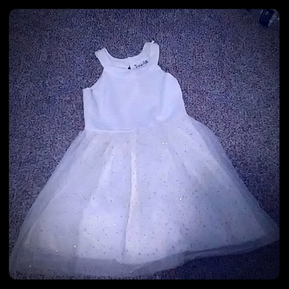 A dresse